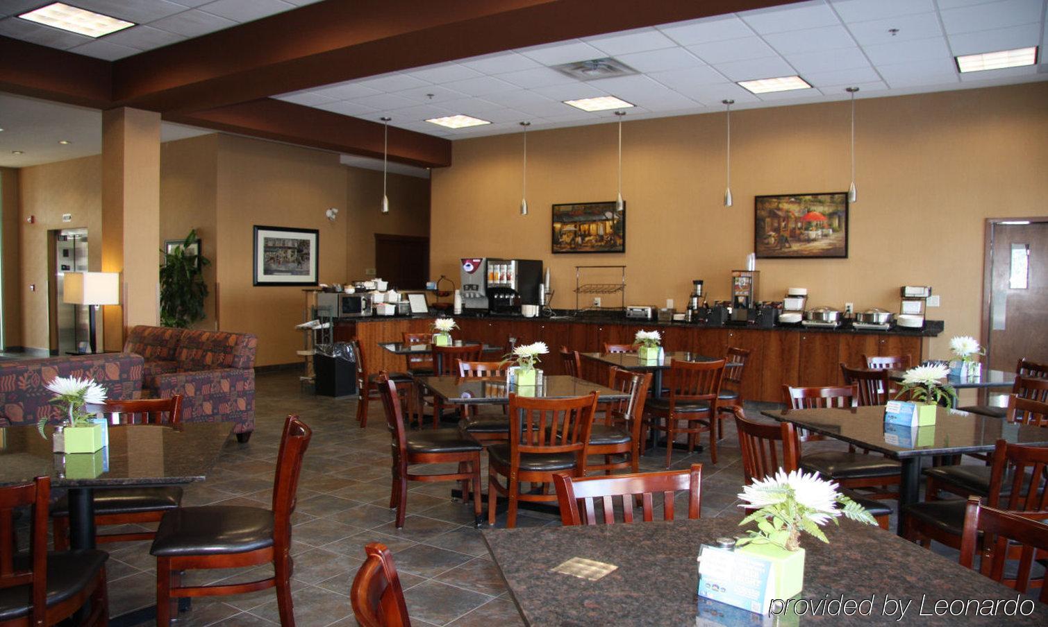 Western Chateau 3* Sylvan Lake